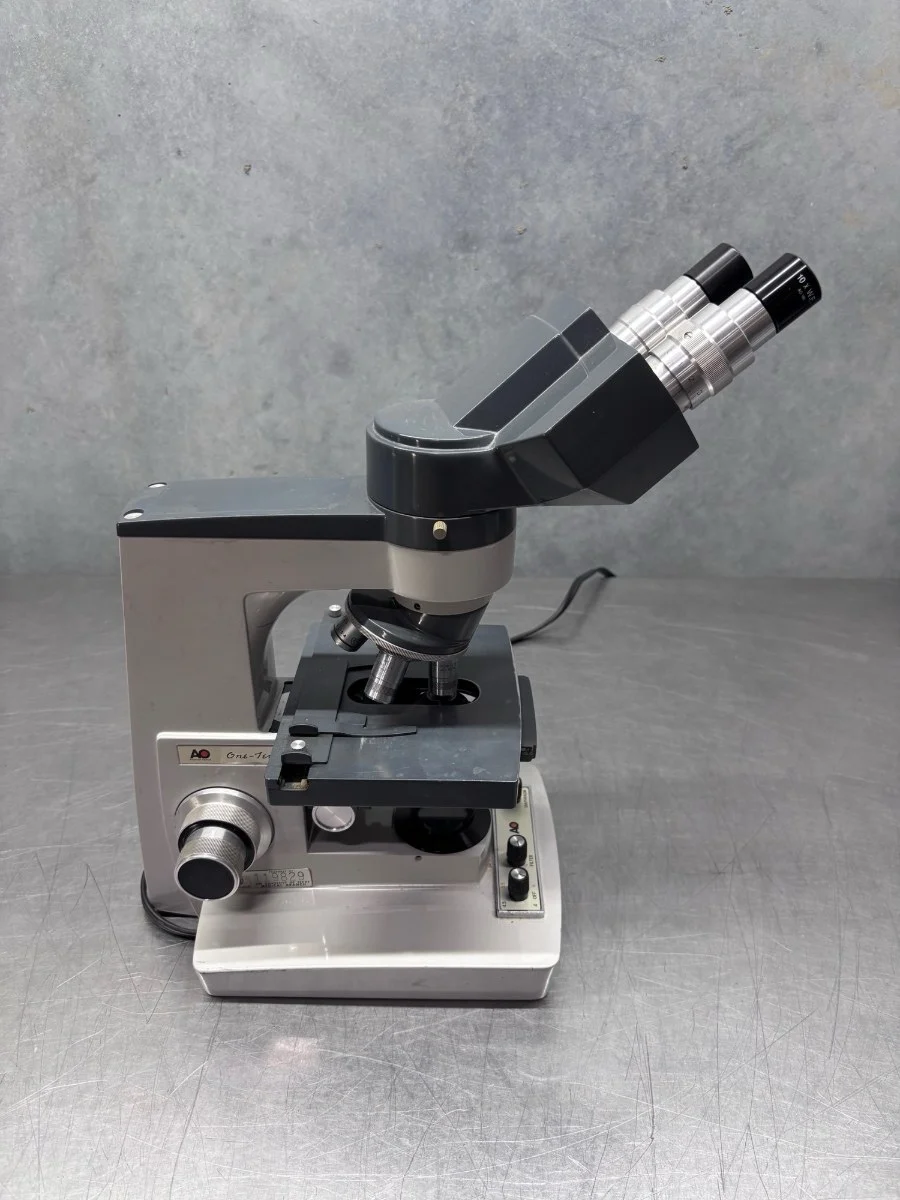 GMD # 205: American optical One-Ten Microscope