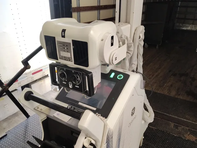 GMD # 10885: GE Optima XR240AMX Portable X-Ray
